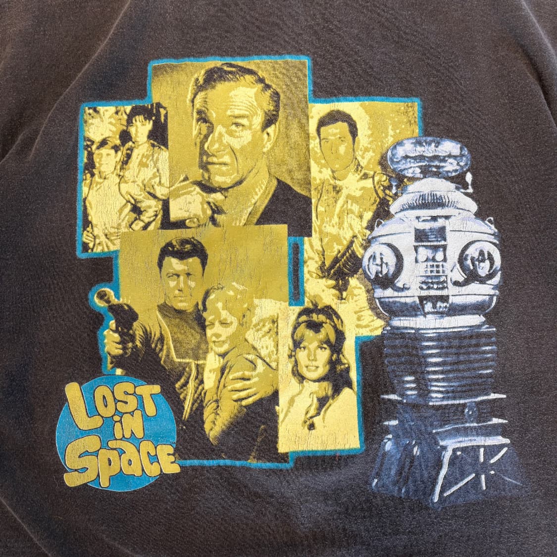 90s total tee 무비 티셔츠 ‘lost in space’ 상품이미지4