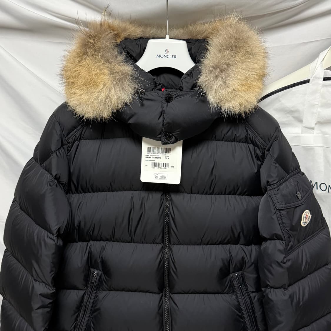 [S+급/4] 몽클레어 마야프 패딩 블랙 풀구성 마르크 상품이미지2
