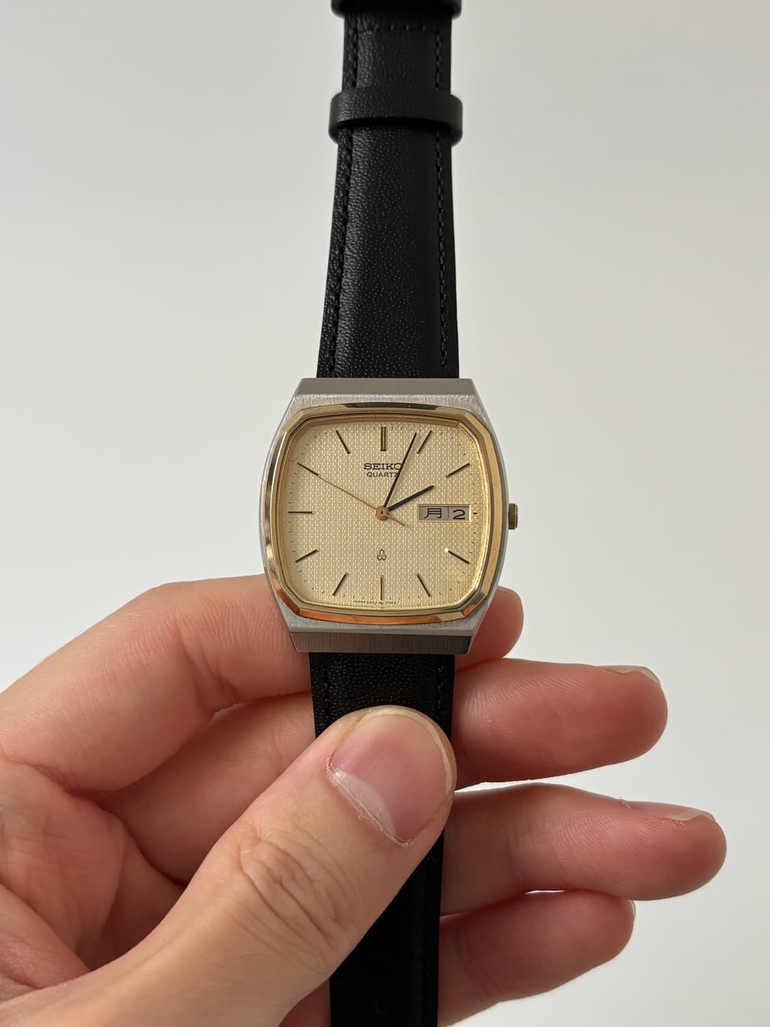 1980s Seagull Gold Bezel Square Quartz 상품이미지3