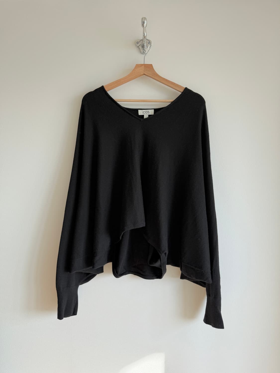 코스(COS) 가오리 핏 울 니트 상품이미지1