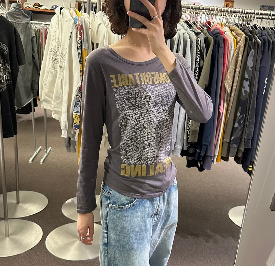 L)ChamiChami vintage y2k 여성 그래픽 롱슬리브 상품이미지1