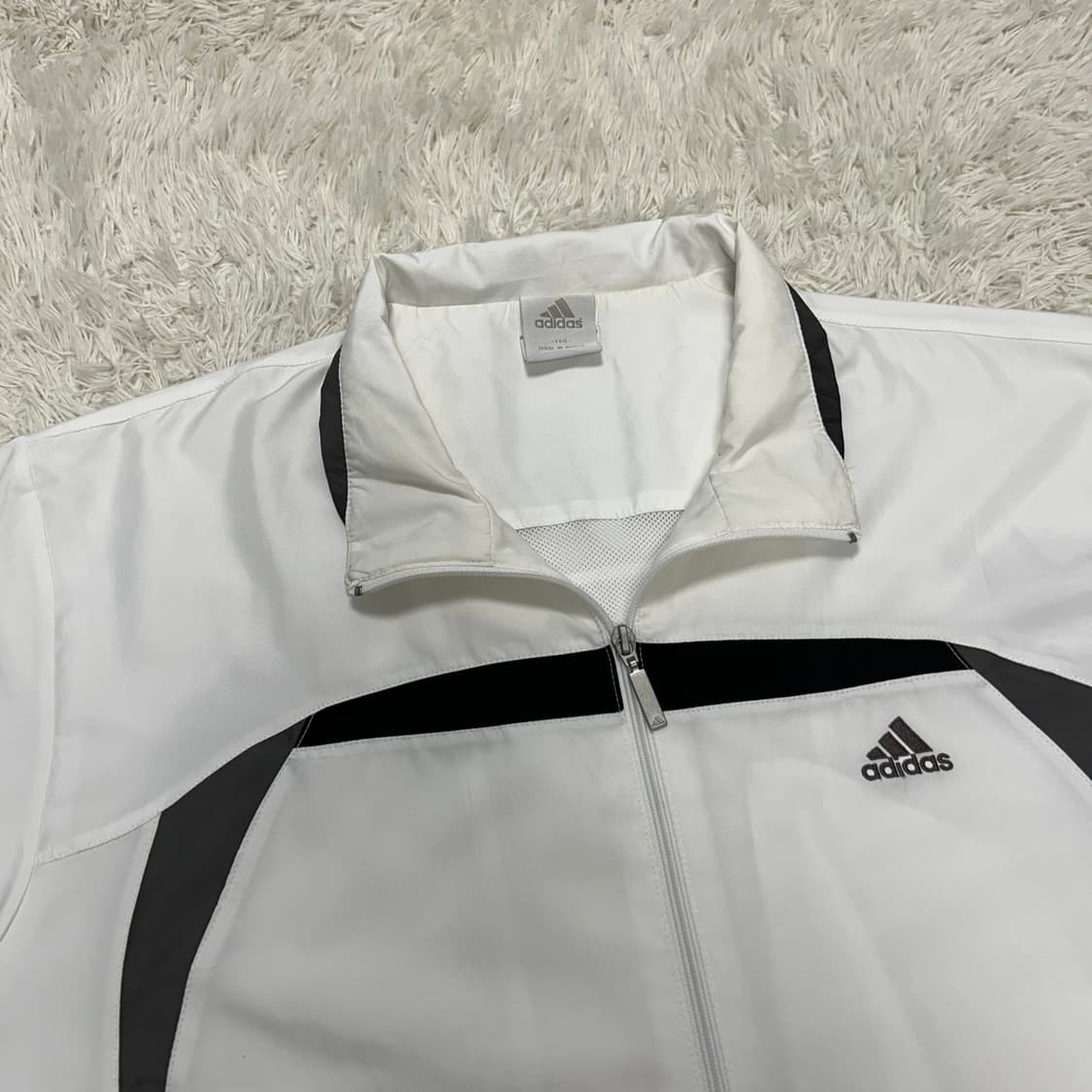 Adidas White windbreaker 상품이미지5