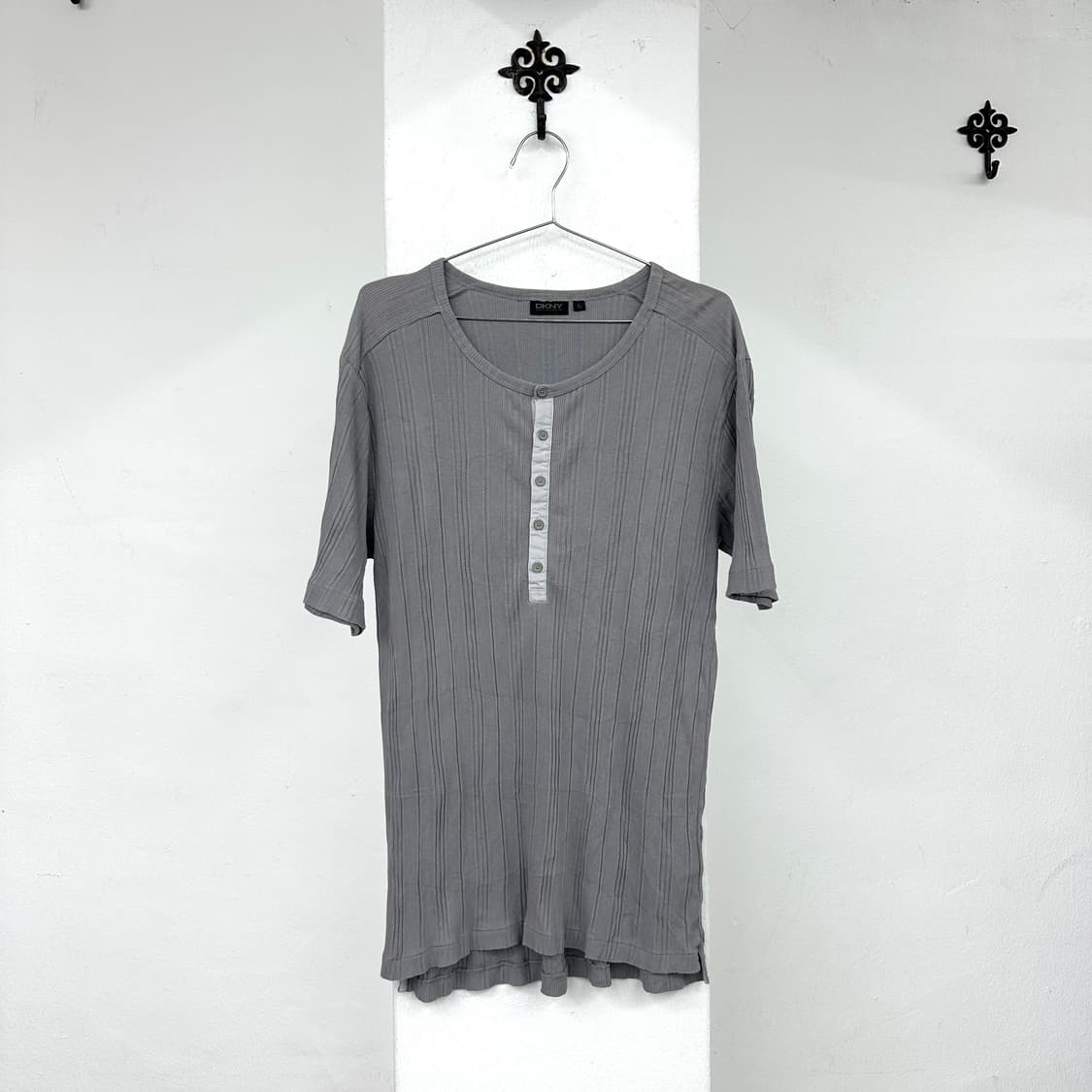DKNY grey coduroy snap short sleeve 상품이미지3