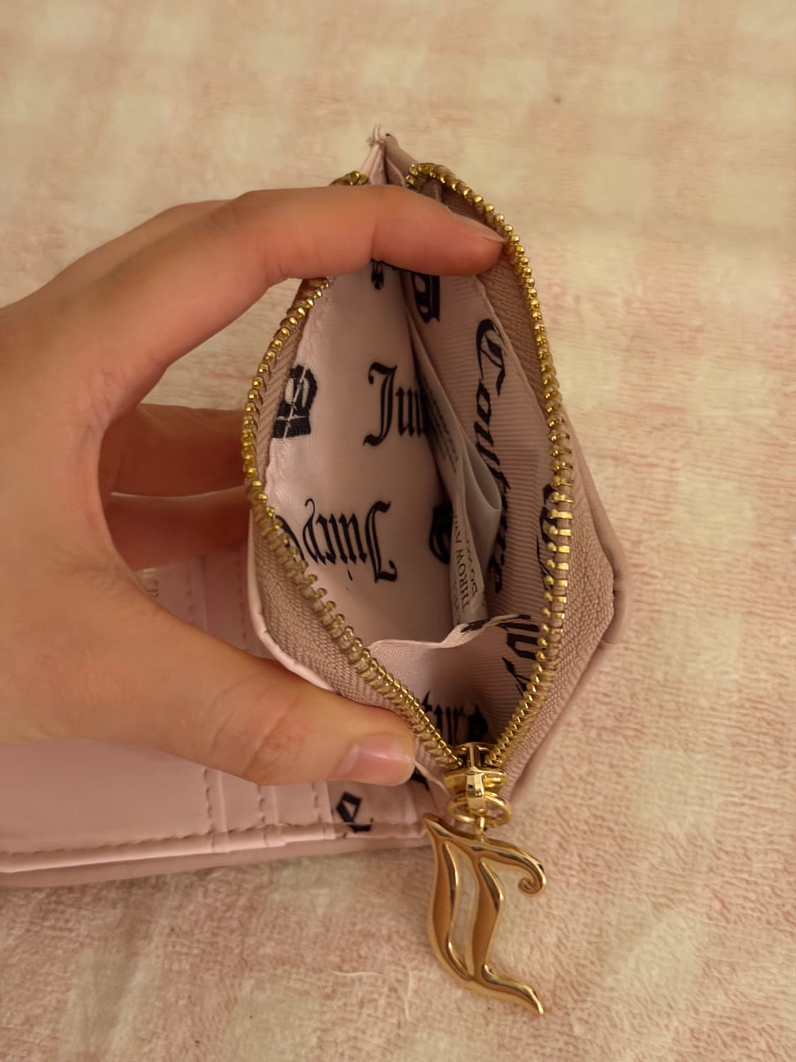 쥬시꾸뛰르 퀼팅 반지갑 핑크 상품이미지4