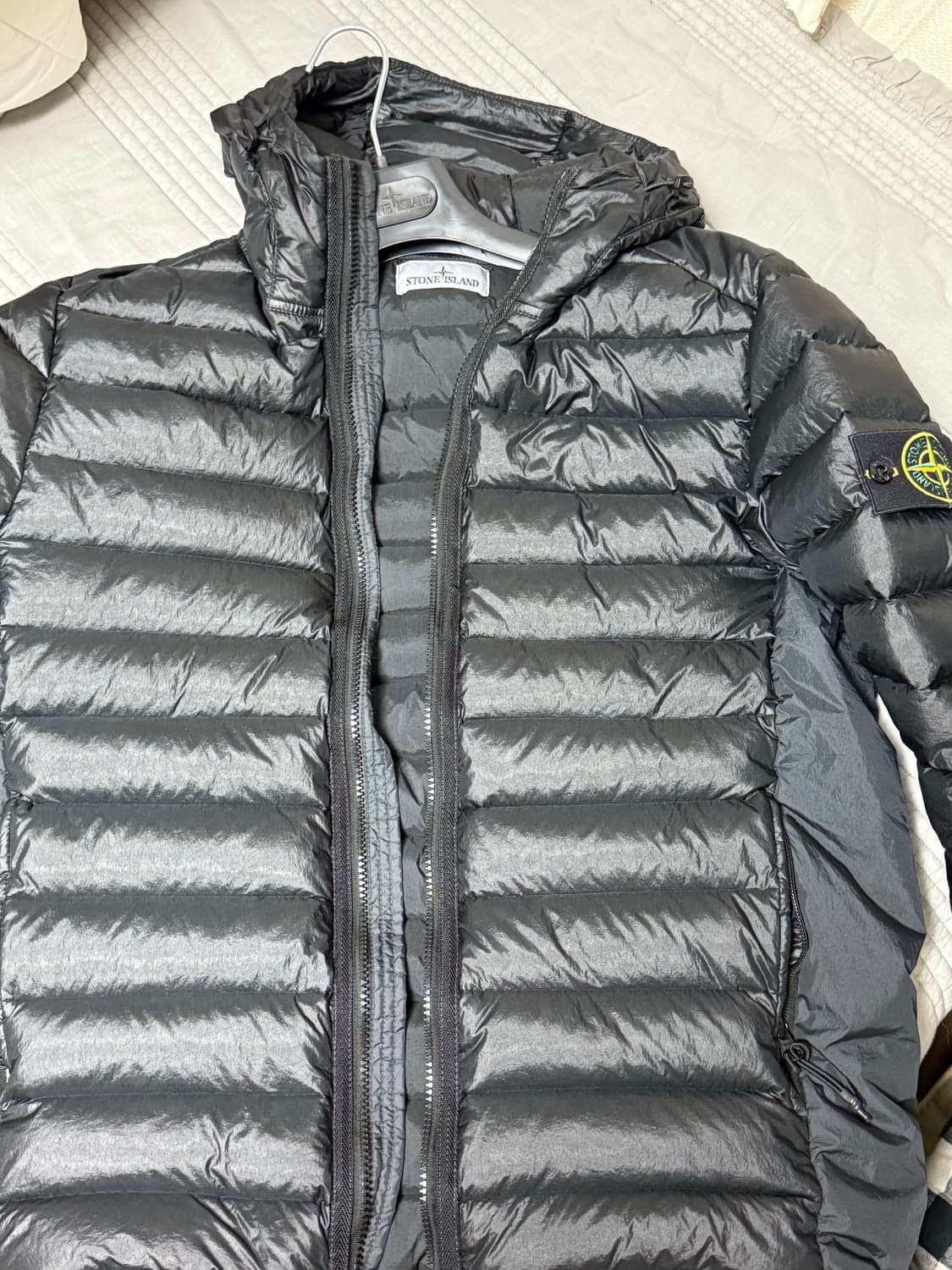25ss 스톤아일랜드 룸우븐 체임버스 경량패딩 M사이즈 상품이미지3
