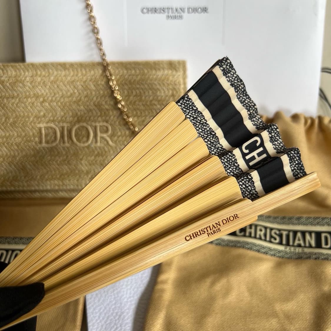 디올뷰티 디오리비에라 부채 기프트 상품이미지3