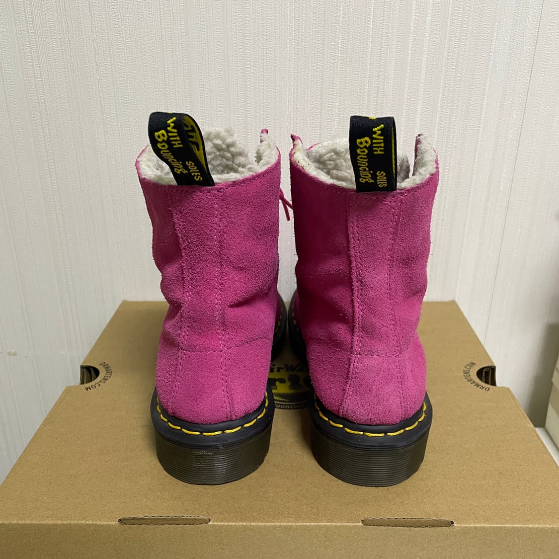[uk4] 닥터마틴 핑크 스웨이드 양털부츠 230~235 상품이미지5