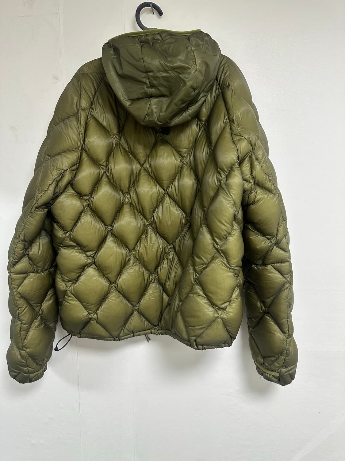 (L) 로아 라이트 다운 자켓 올리브 패딩 상품이미지2