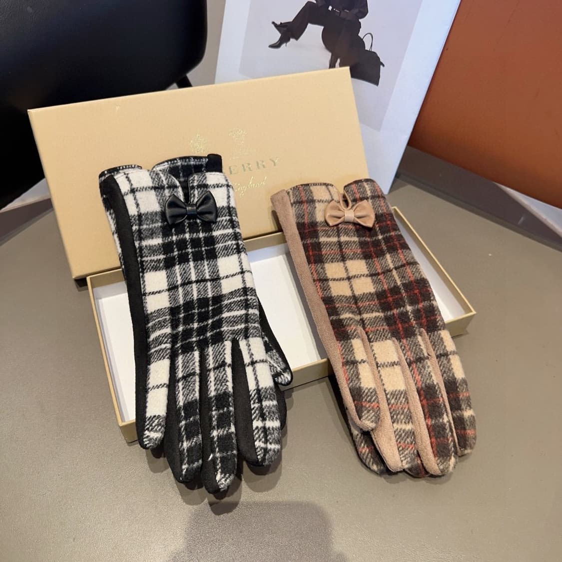 버버리 장갑 가을 겨울 보온 클래식 심플 상품이미지9