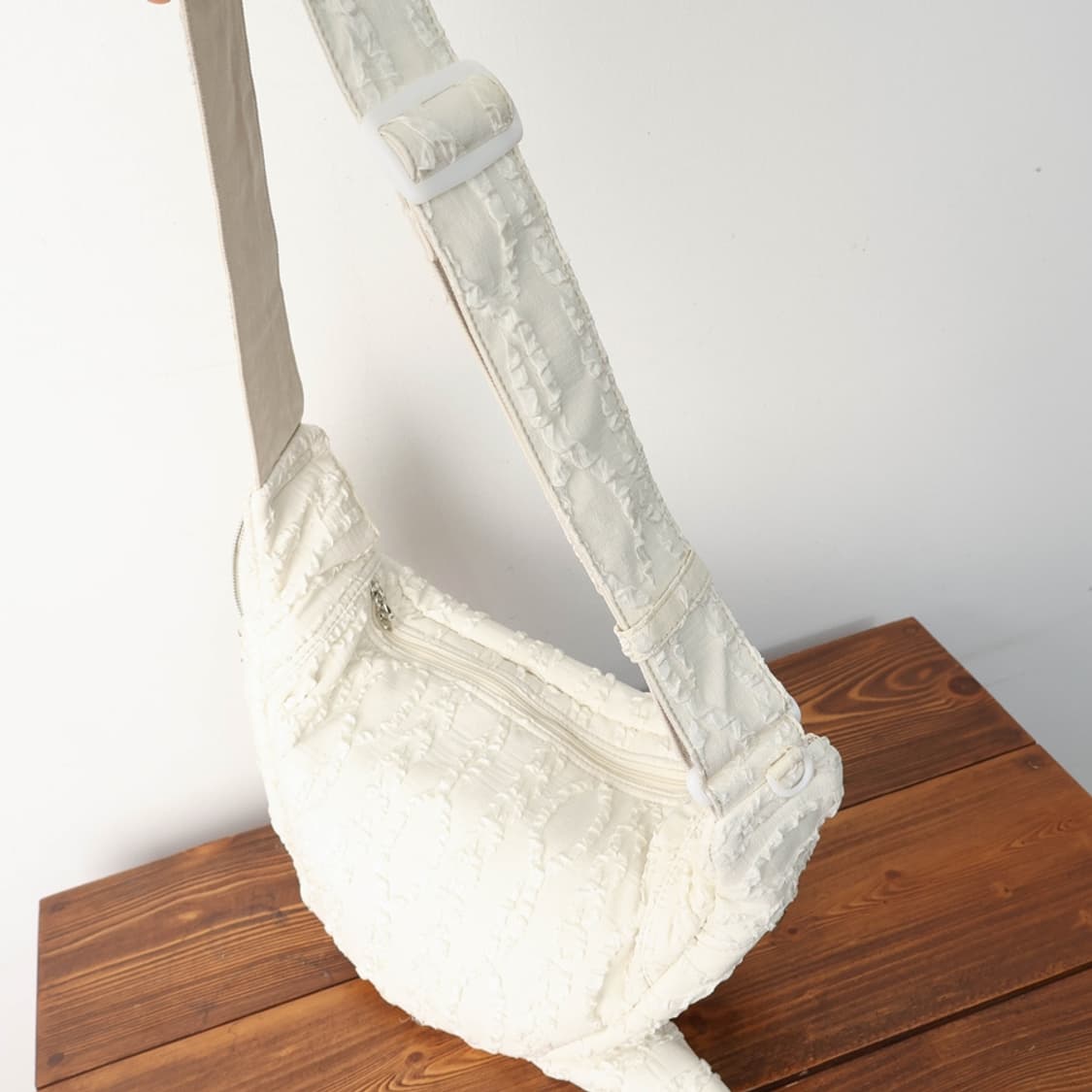 아떼 바네사브루노 르봉 레이스 리본 슬링백  상품이미지4