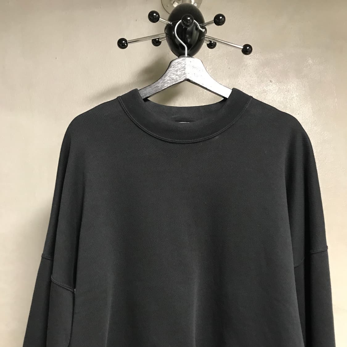 아크네스튜디오 맨투맨 블랙 M 상품이미지2