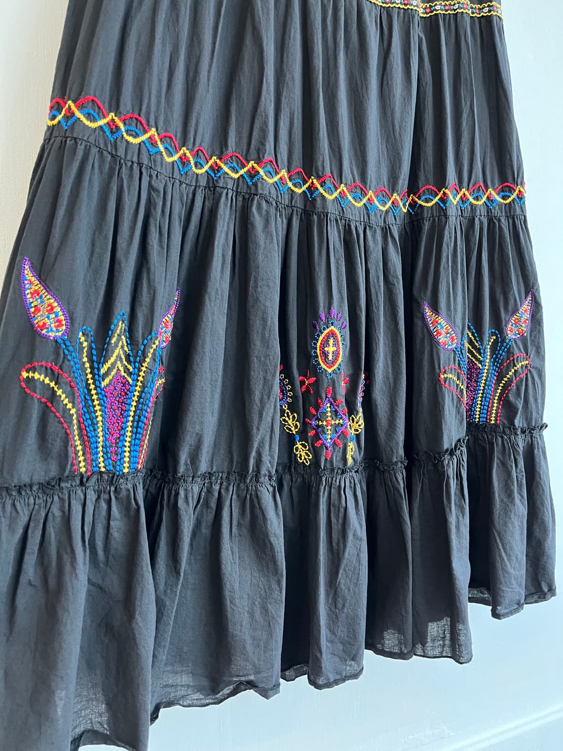 블랙 플라워 자수 롱 스커트 상품이미지2