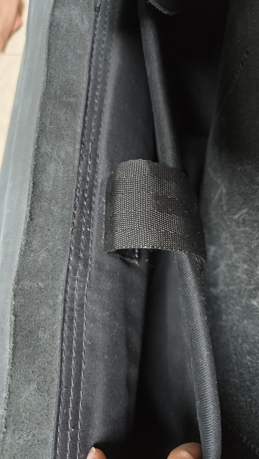 닥터마틴 15인치 사첼백  상품이미지9