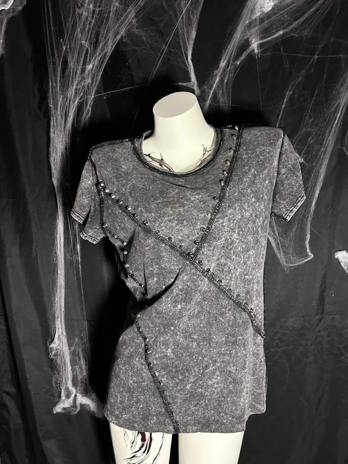 stud line stone dyed tee 상품이미지2