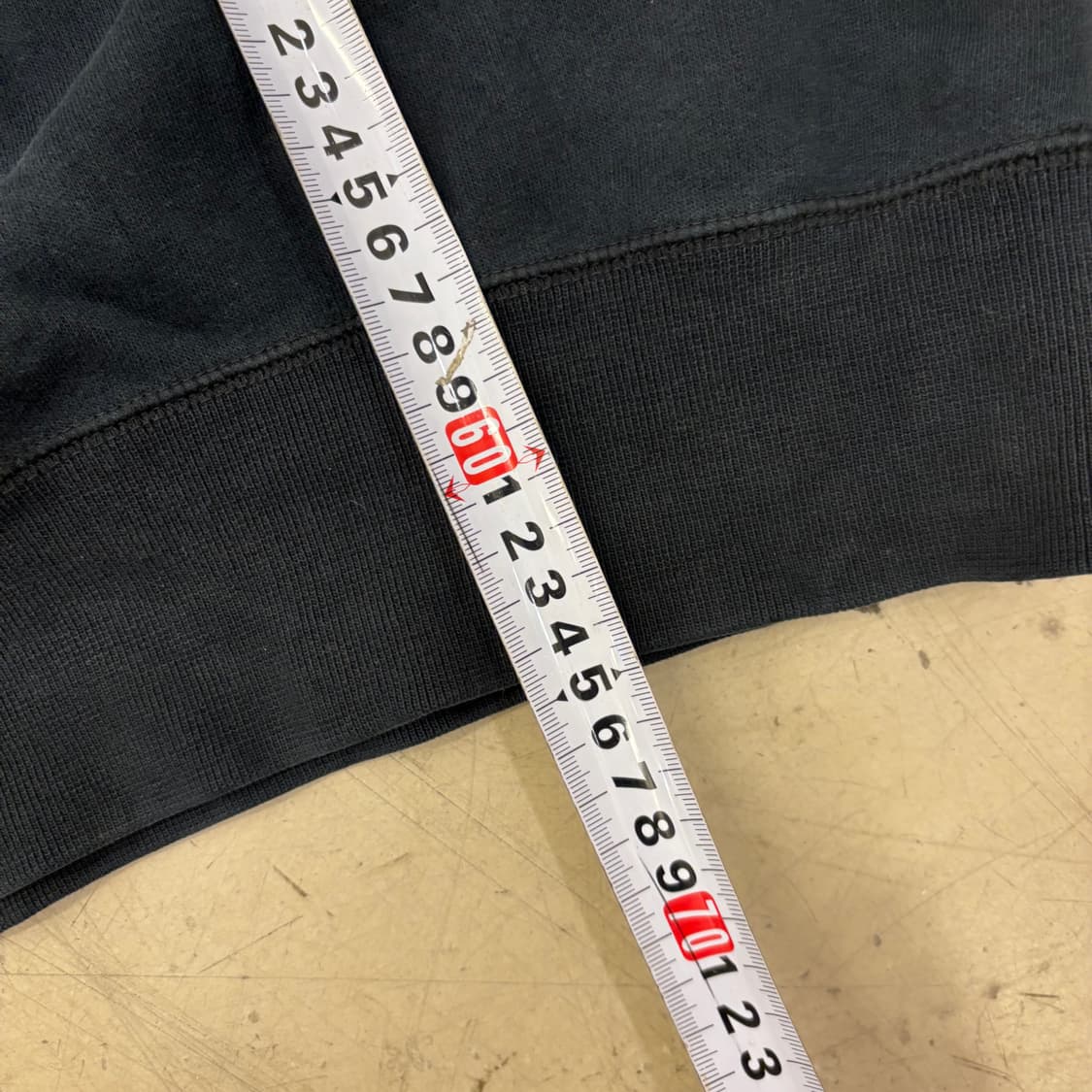 조던 스몰로고 블랙 맨투맨 상품이미지4