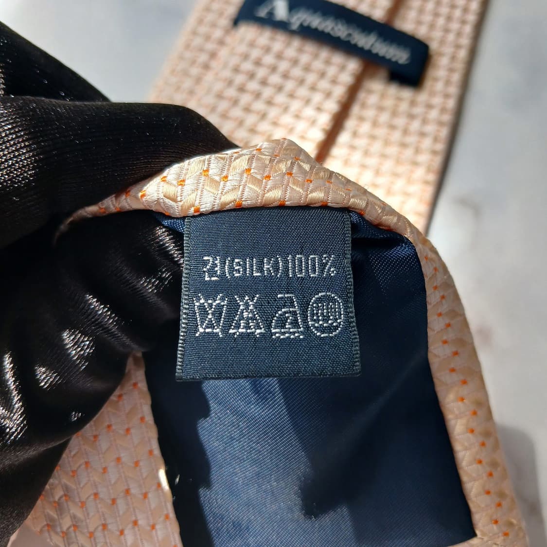 아쿠아스큐텀 실크 오렌지 패턴 넥타이 8.5cm A~B등급 E944
 상품이미지8