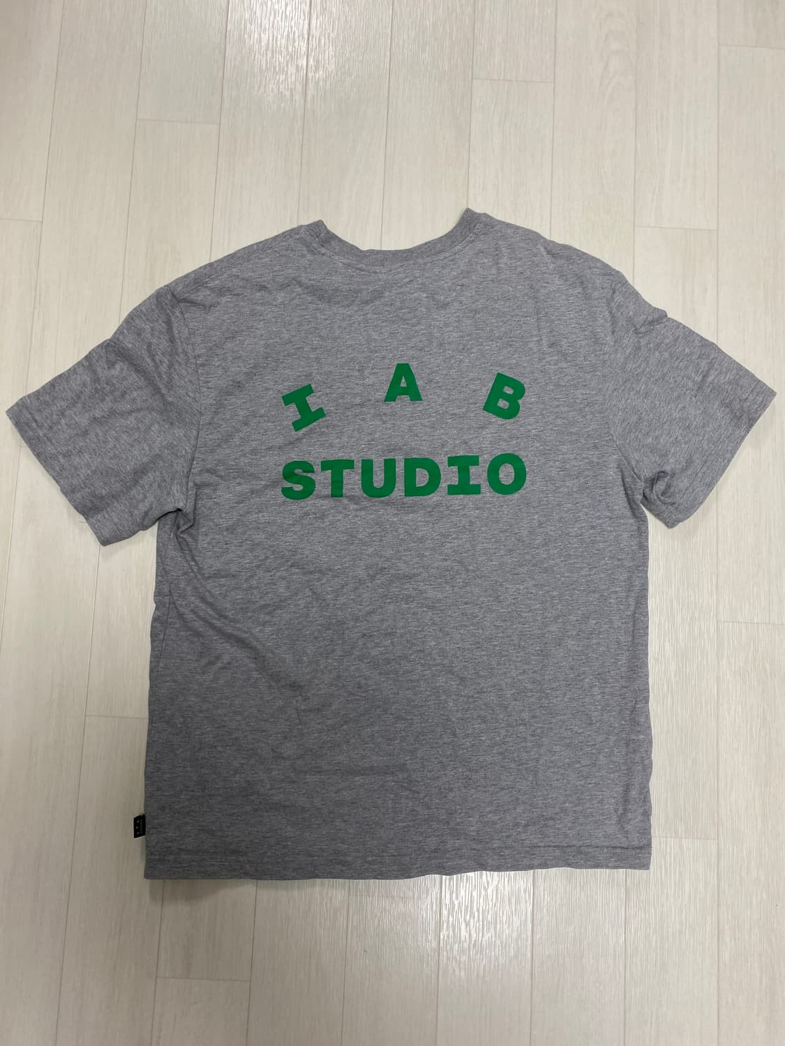 iab 아이앱 T shirts 22fw (size L) 상품이미지2