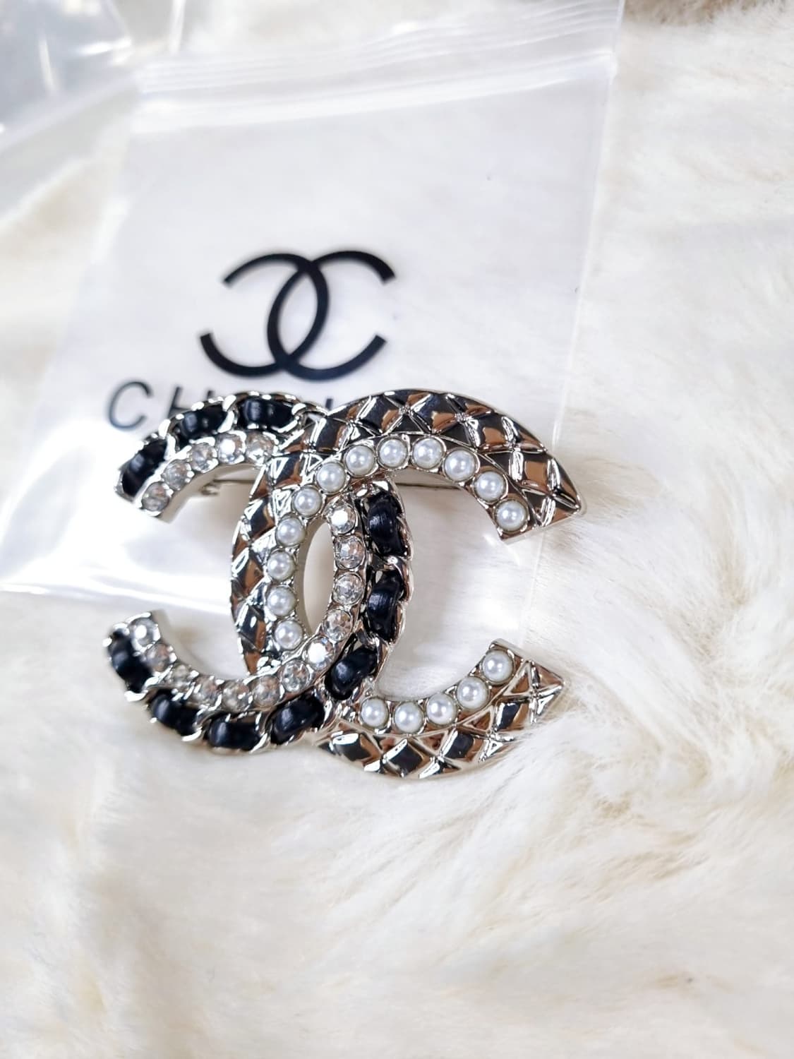 빈티지 샤넬 로고CC 브로치 상품이미지3