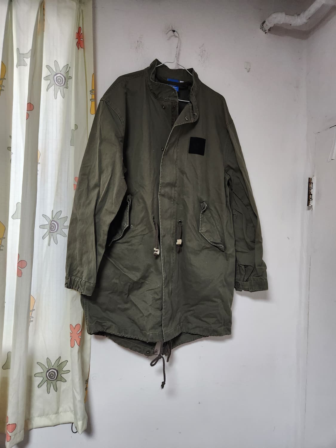 아디다스 카키색 남성 야상 100 상품이미지1