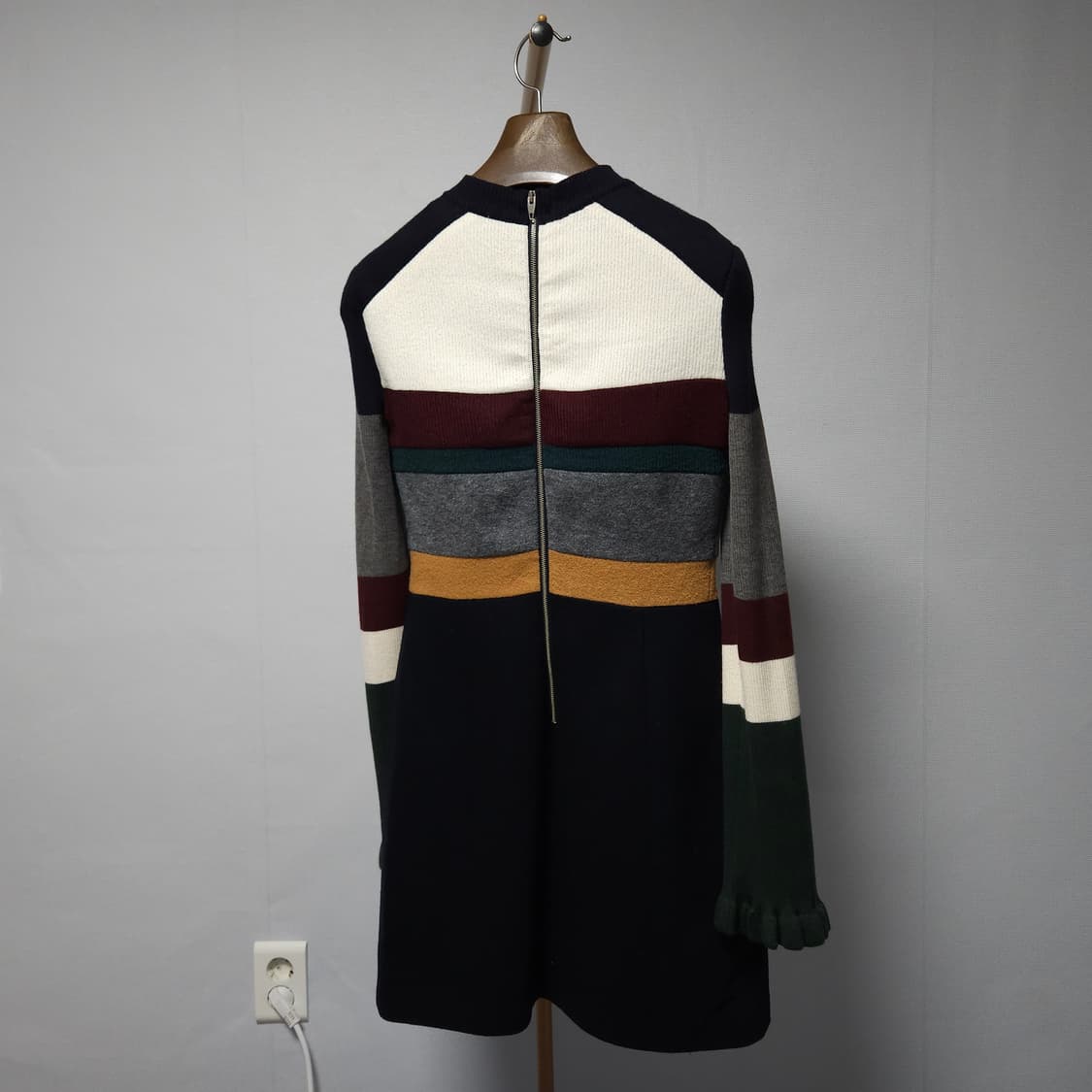 55 ) 듀엘 컬러 블럭 니트 원피스 상품이미지3