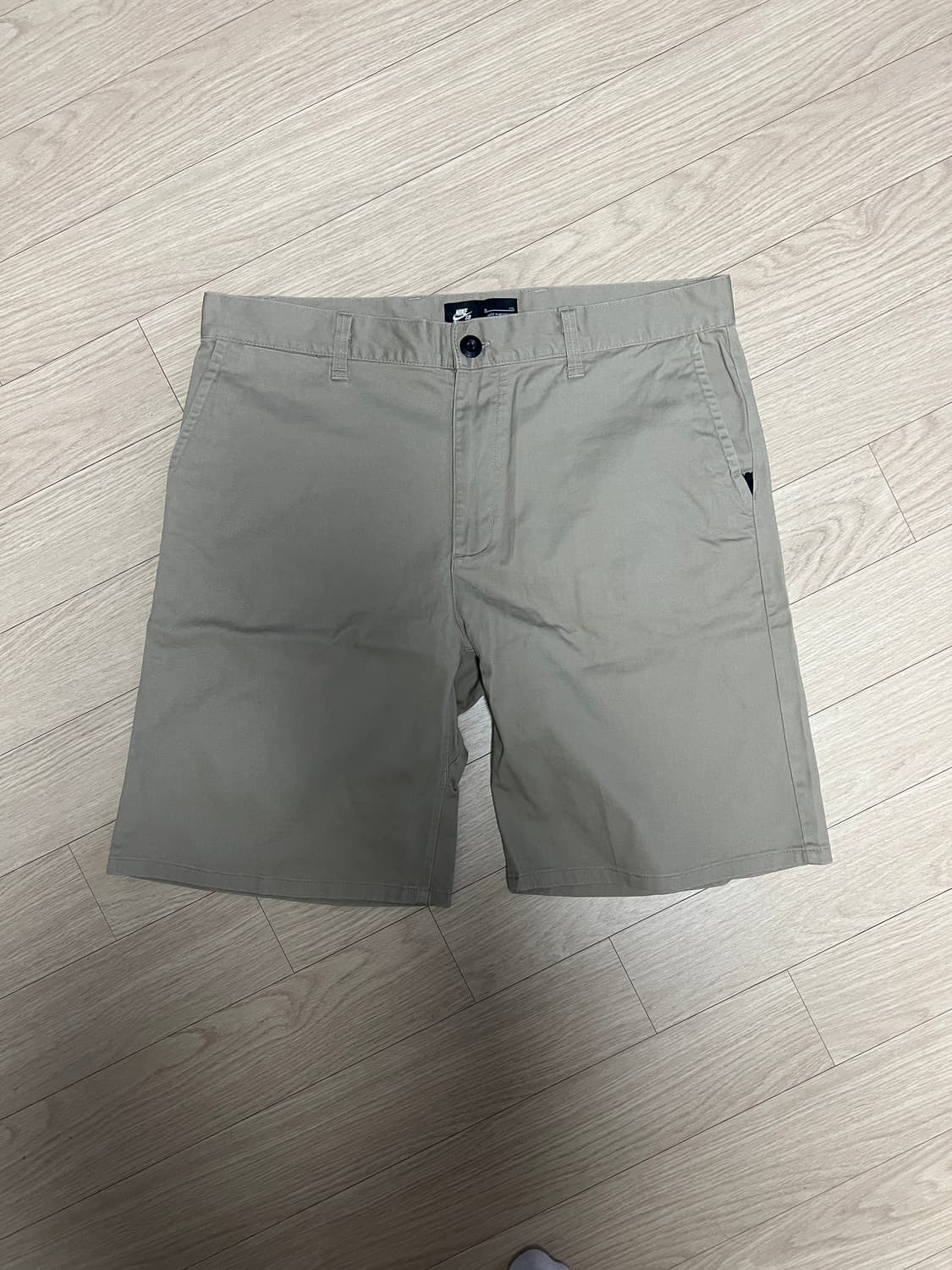 나이키 sb 치노 숏팬츠 상품이미지1