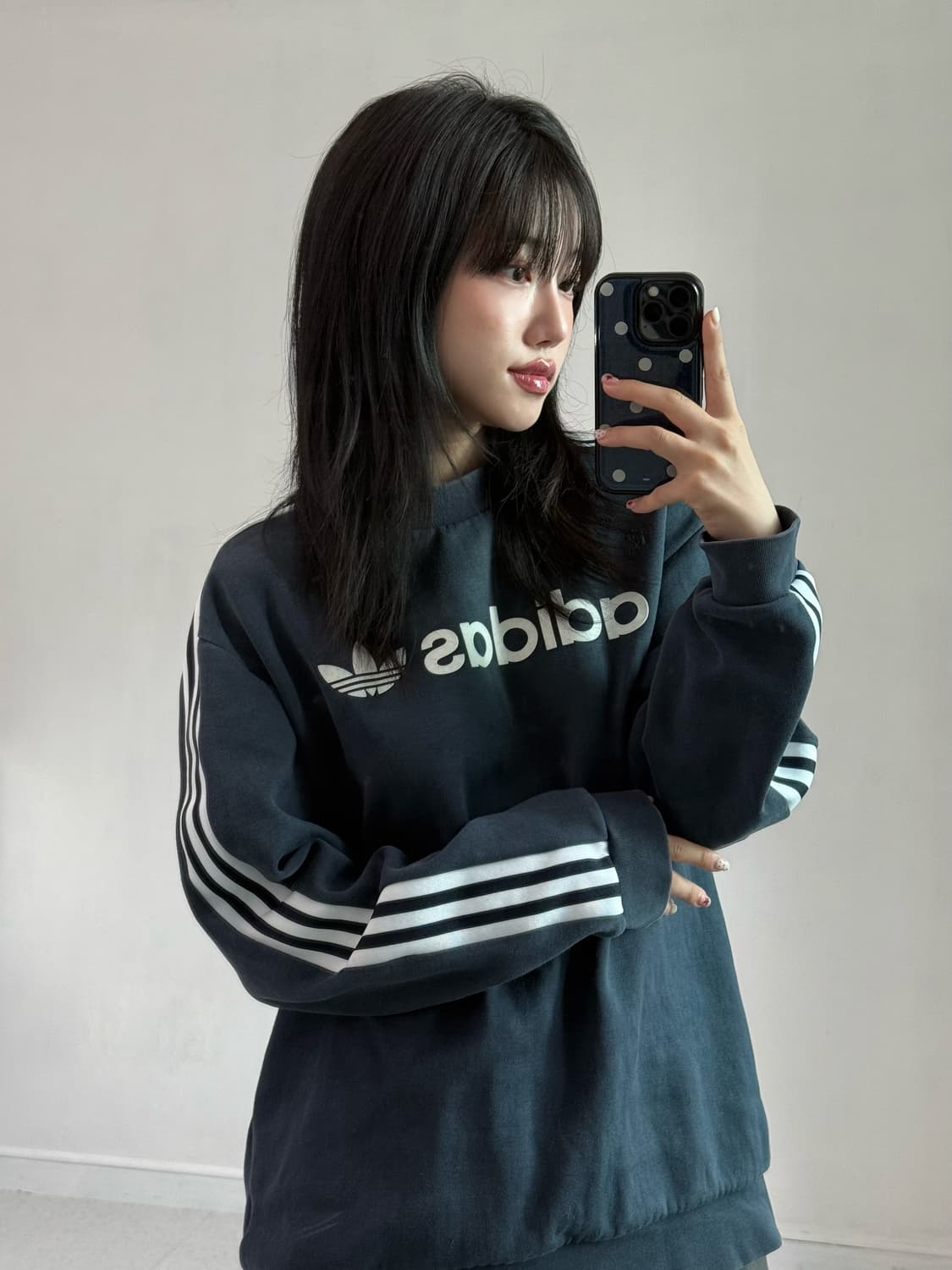 아디다스 네이비 맨투맨 상품이미지4