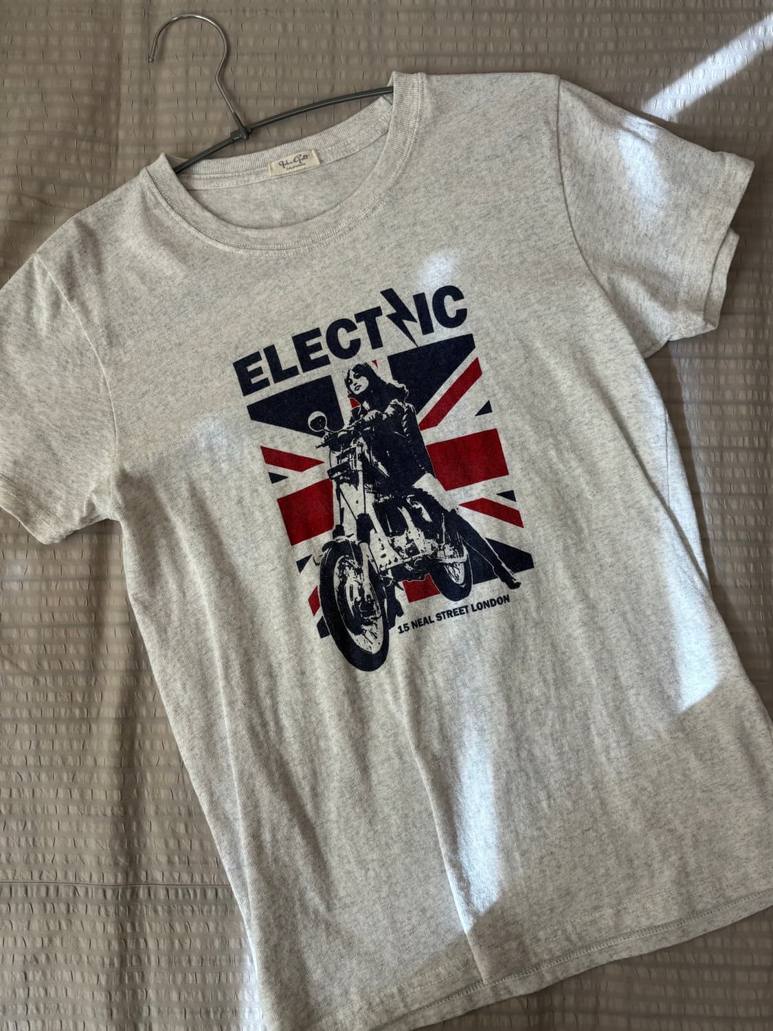 브랜디멜빌 런던 티셔츠 상품이미지1