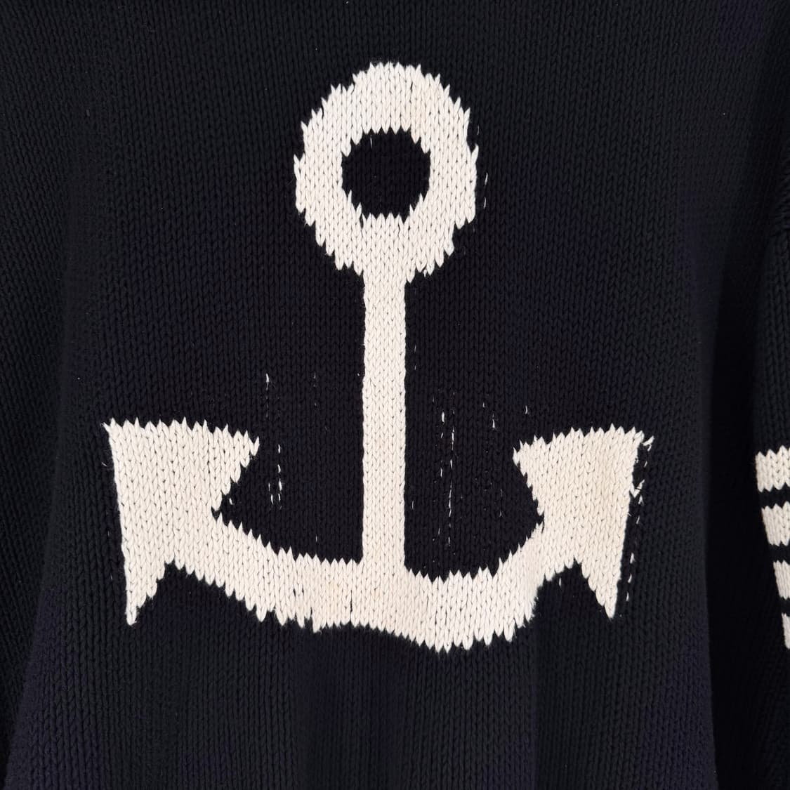 [3사이즈] 톰브라운 앵커 아이콘 오버핏 크루넥 니트 (MKA216A) 상품이미지7