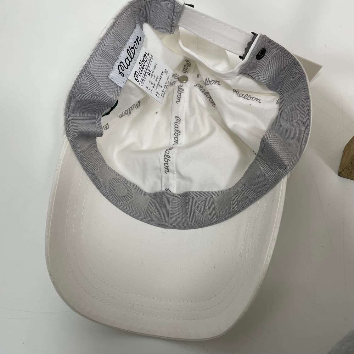 말본 화이트 볼캡 상품이미지5