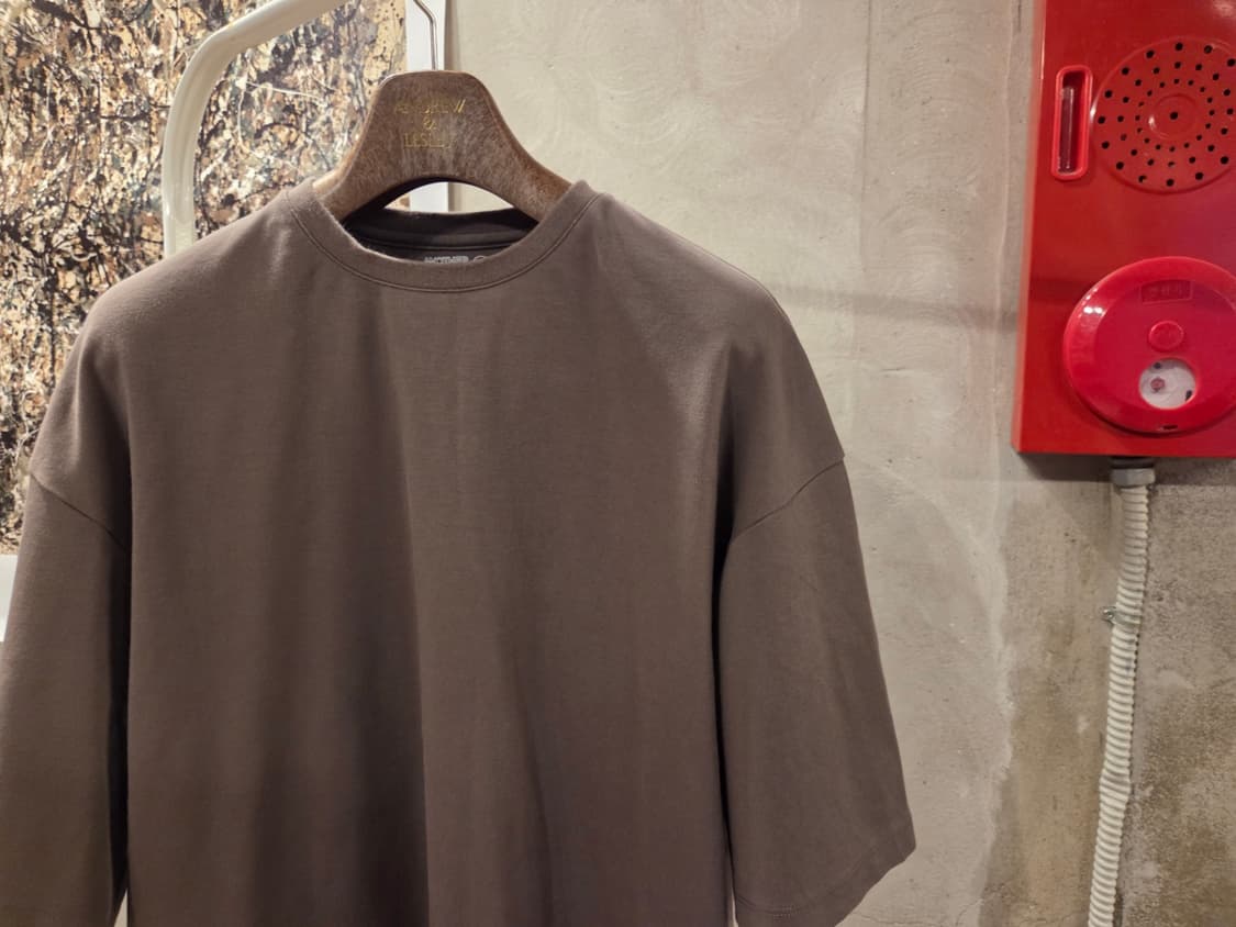 어나더어피스 티셔츠  상품이미지6