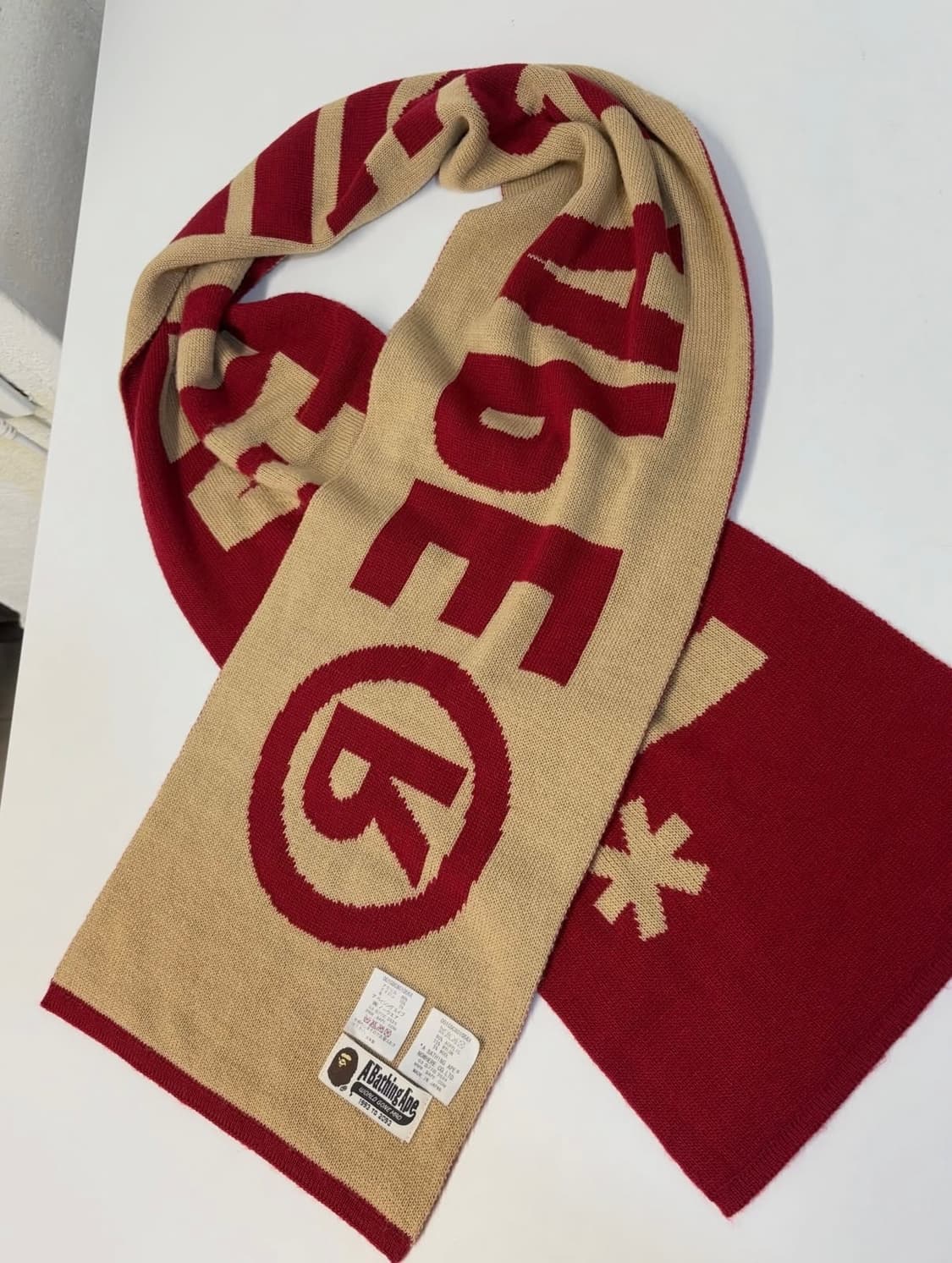 베이프 양면 리버서블 머플러 상품이미지1