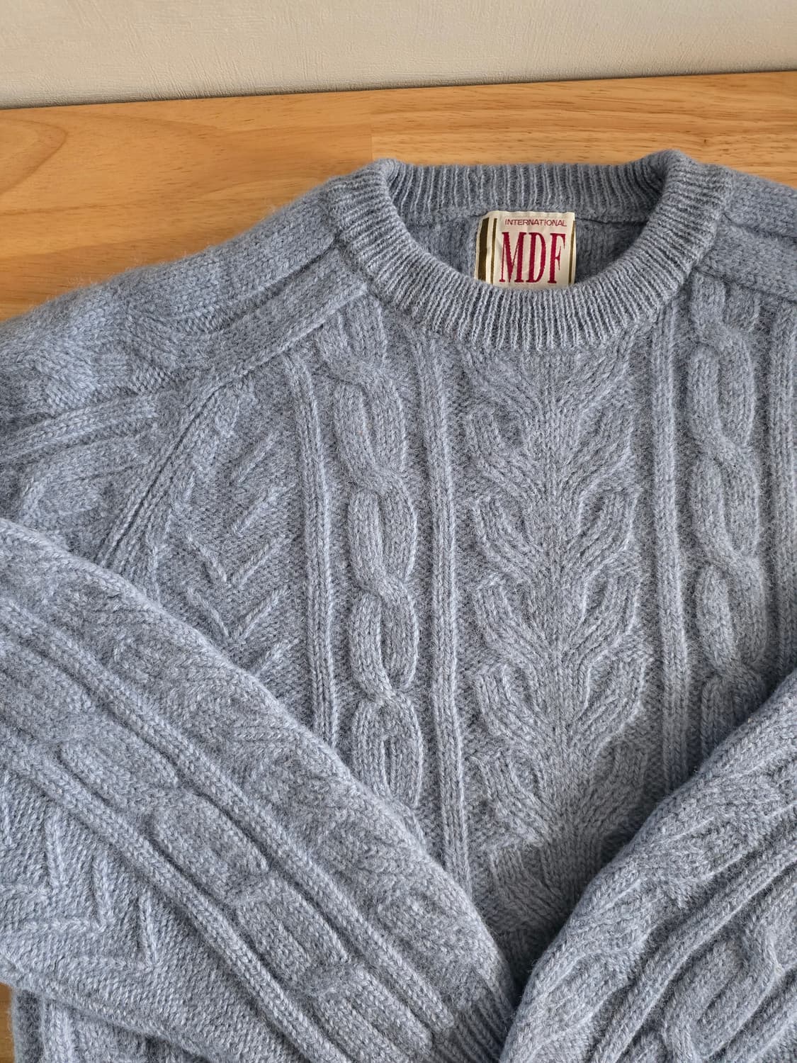 워크웨어 감성의 빈티지 울 100% 니트 상품이미지5