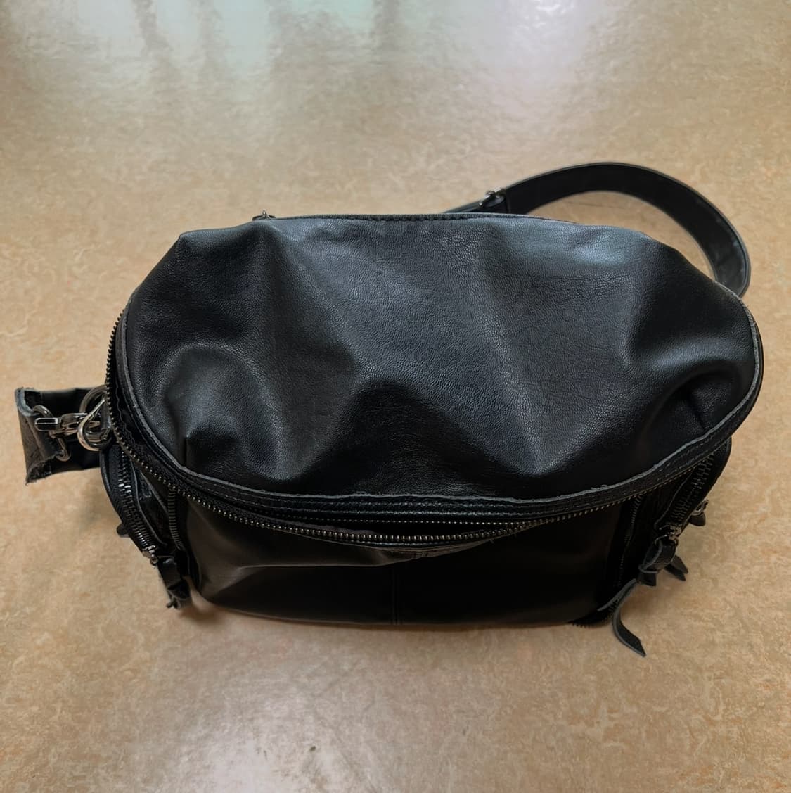 애즈온 러비백 블랙 상품이미지3