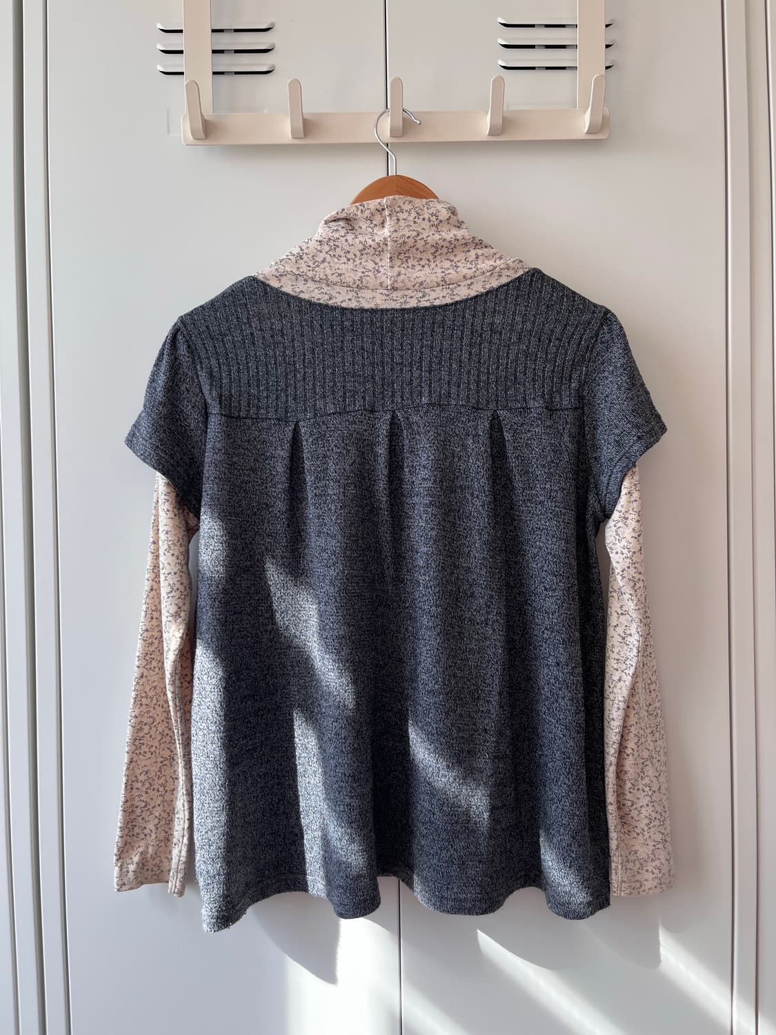 Vintage 잔꽃 반팔 레이어드 폴라 티  상품이미지8