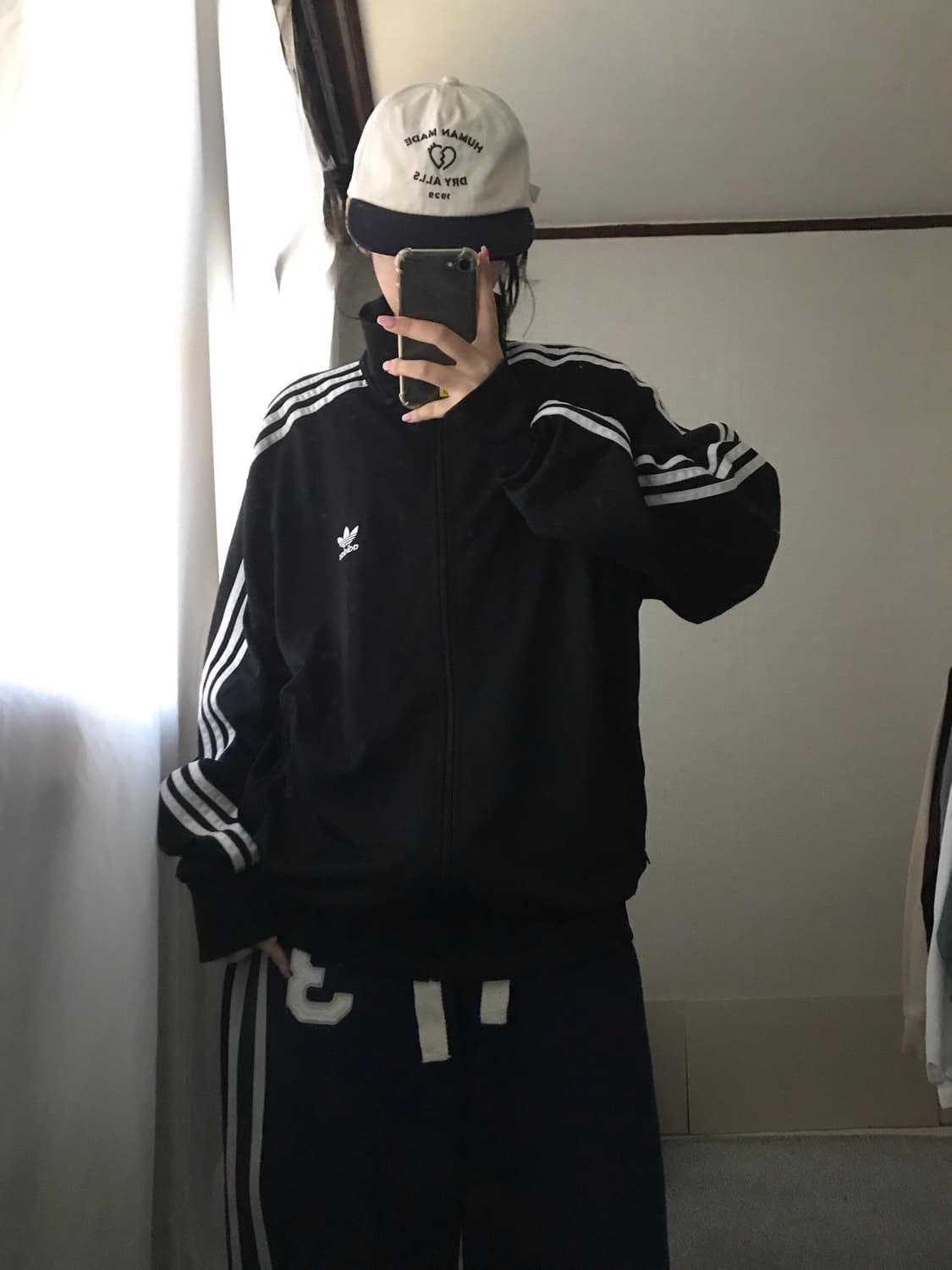 아디다스 블랙 오버핏 트랙탑 상품이미지3