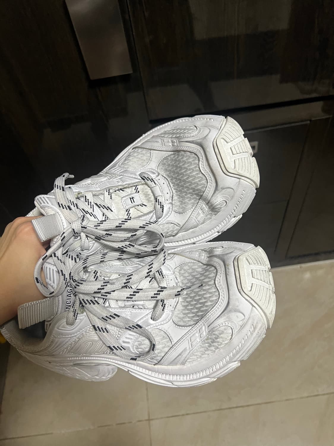 발렌시아가 6xl 42 사이즈 상품이미지9