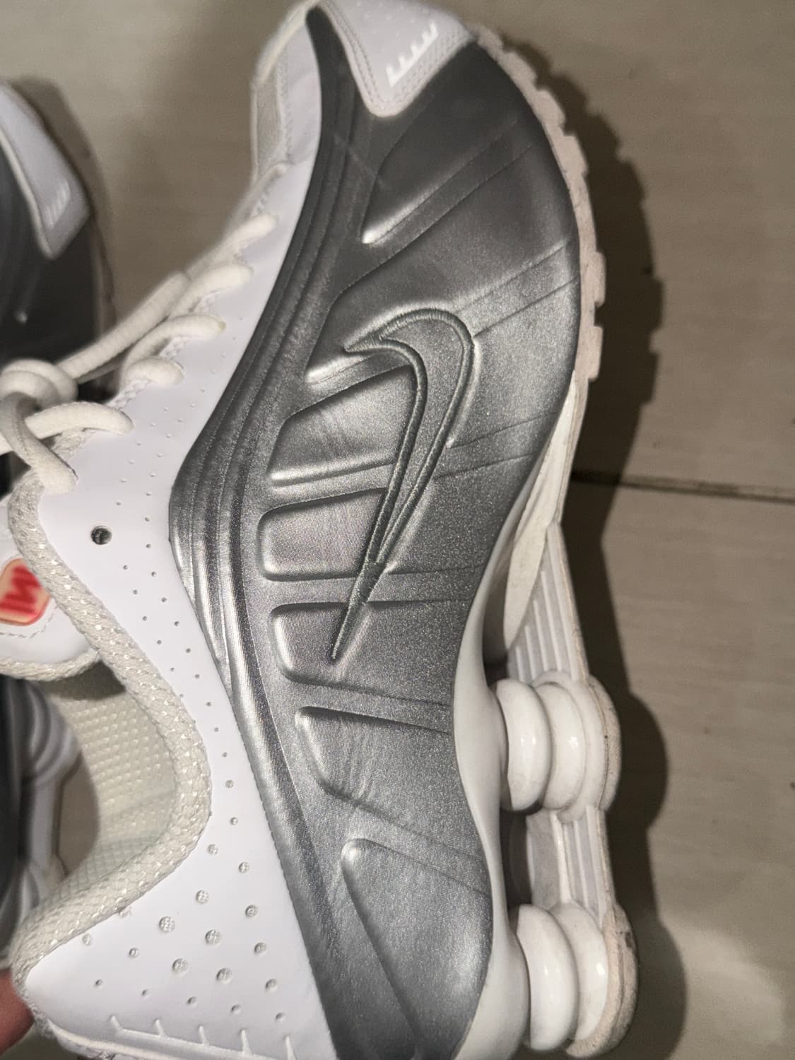 나이키 샥스 r4 245 상품이미지7