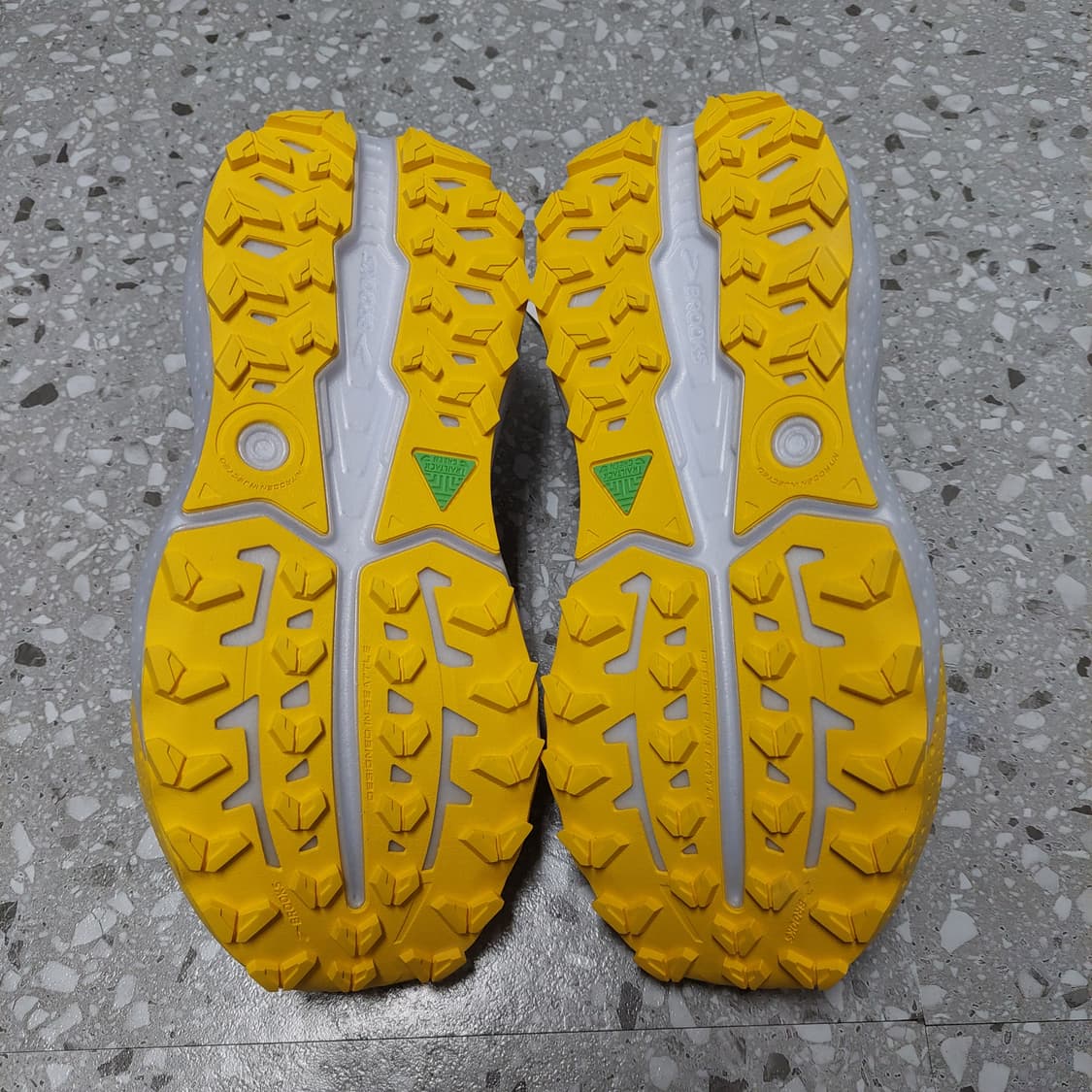 브룩스 여성 트레일 러닝화 칼데라7 새제품 220, 230/하이킹/트레킹 상품이미지4