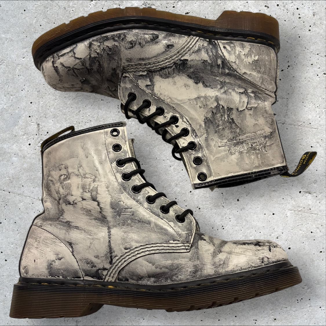 [280] 닥터마틴 1460 8홀 워커 부츠 페인트 워싱 상품이미지2