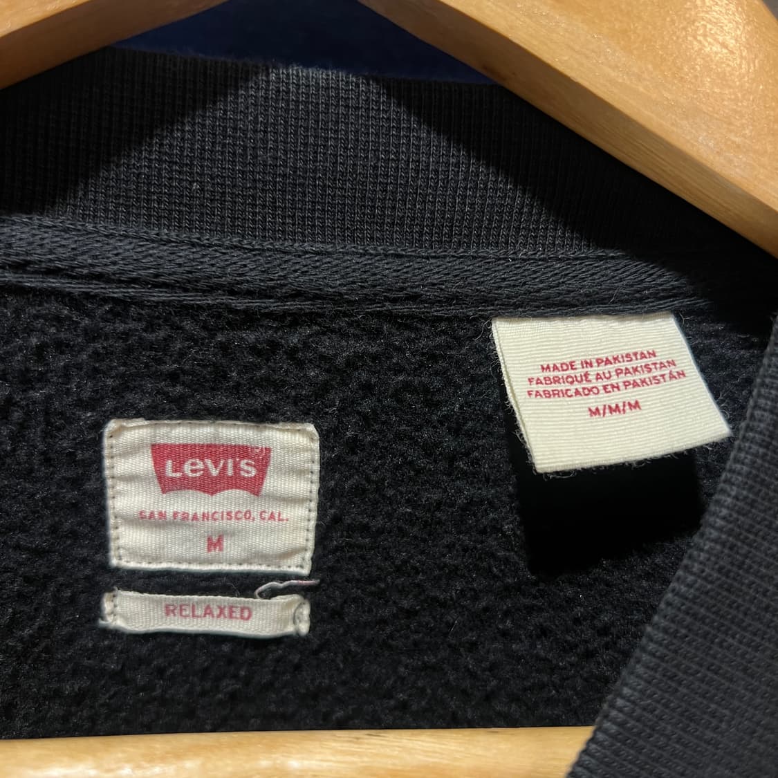 리바이스 검정 맨투맨 상품이미지3