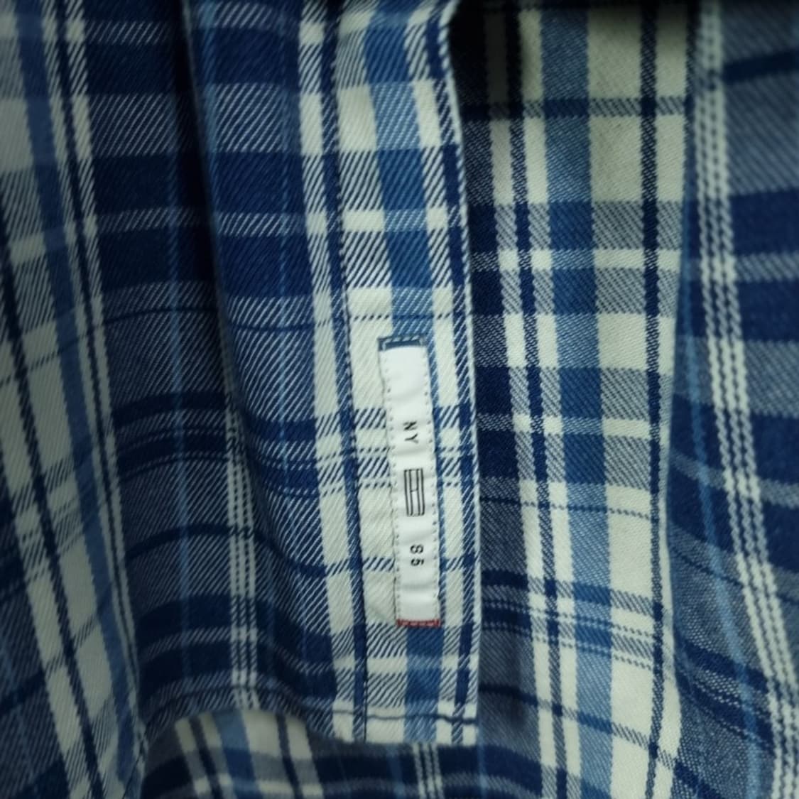 [타미힐피거] 빈티지 그라데이션 워시드 체크 셔츠 M19121 상품이미지7