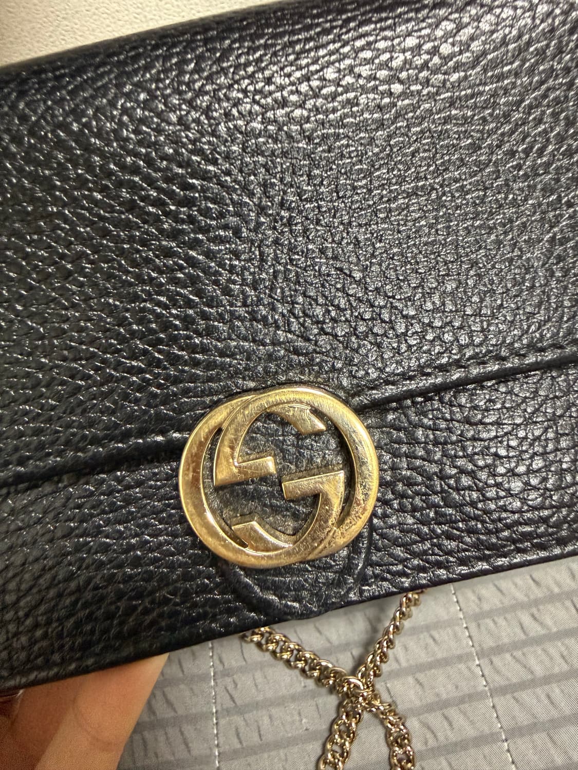 구찌 GG 인터로킹 체인 월렛백 상품이미지3