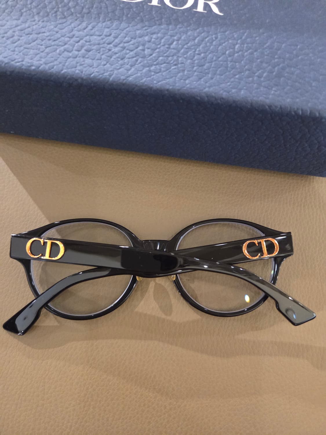 크리스찬 디올 블랙 뿔테 상품이미지1