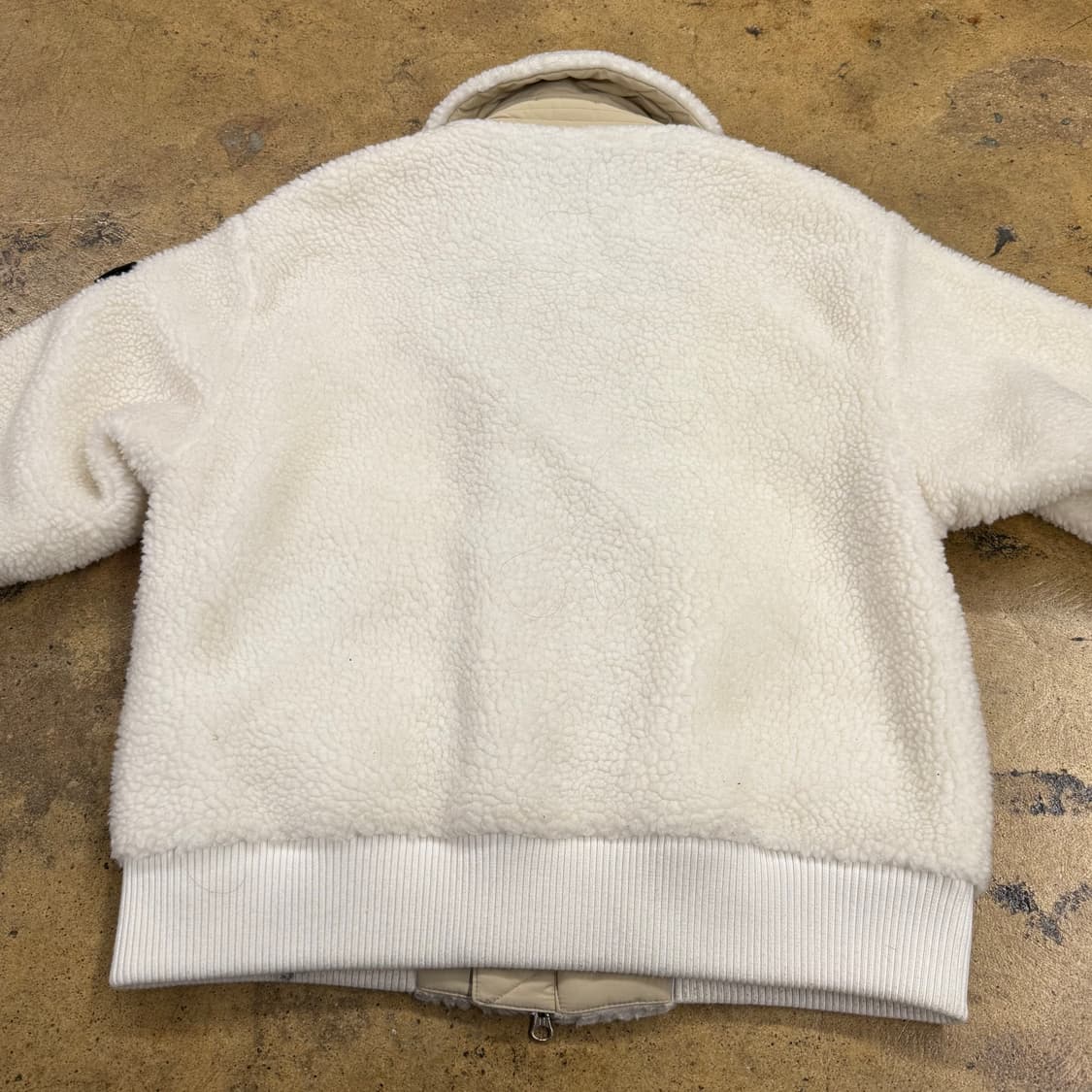 [정품/M] 내셔널지오그래픽 흰색 뽀글이 플리스 자켓 b15 상품이미지4