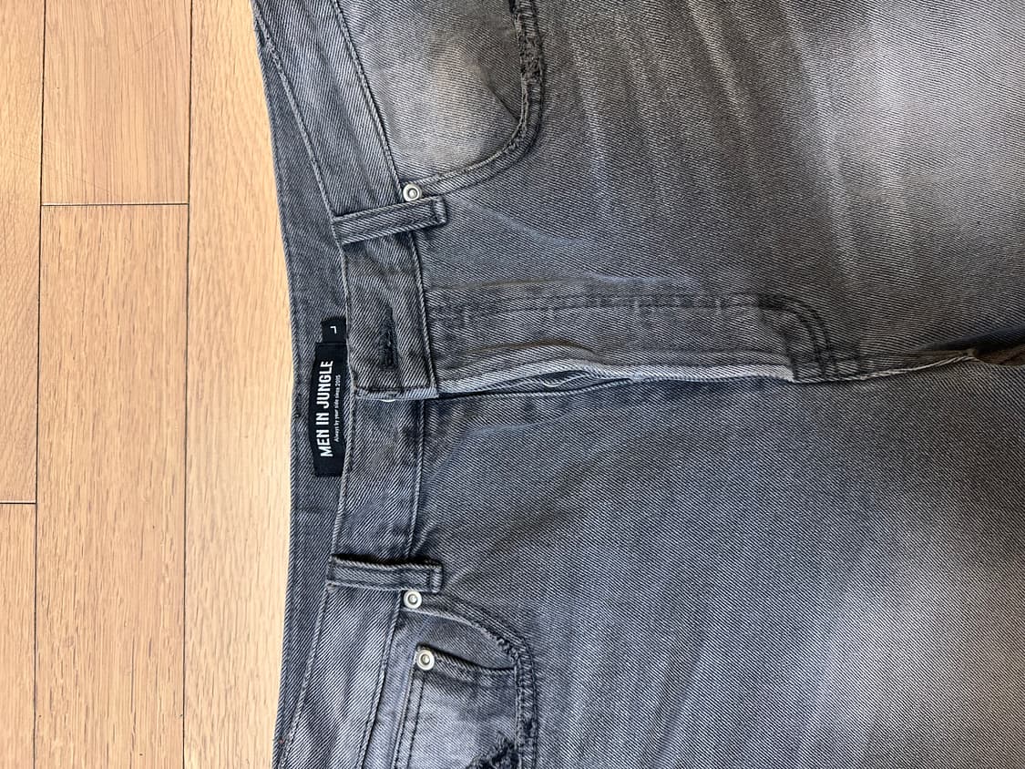 맨인정글 로우 엣지 부츠컷 데님 팬츠 - 워시드 블랙 L사이즈 상품이미지3