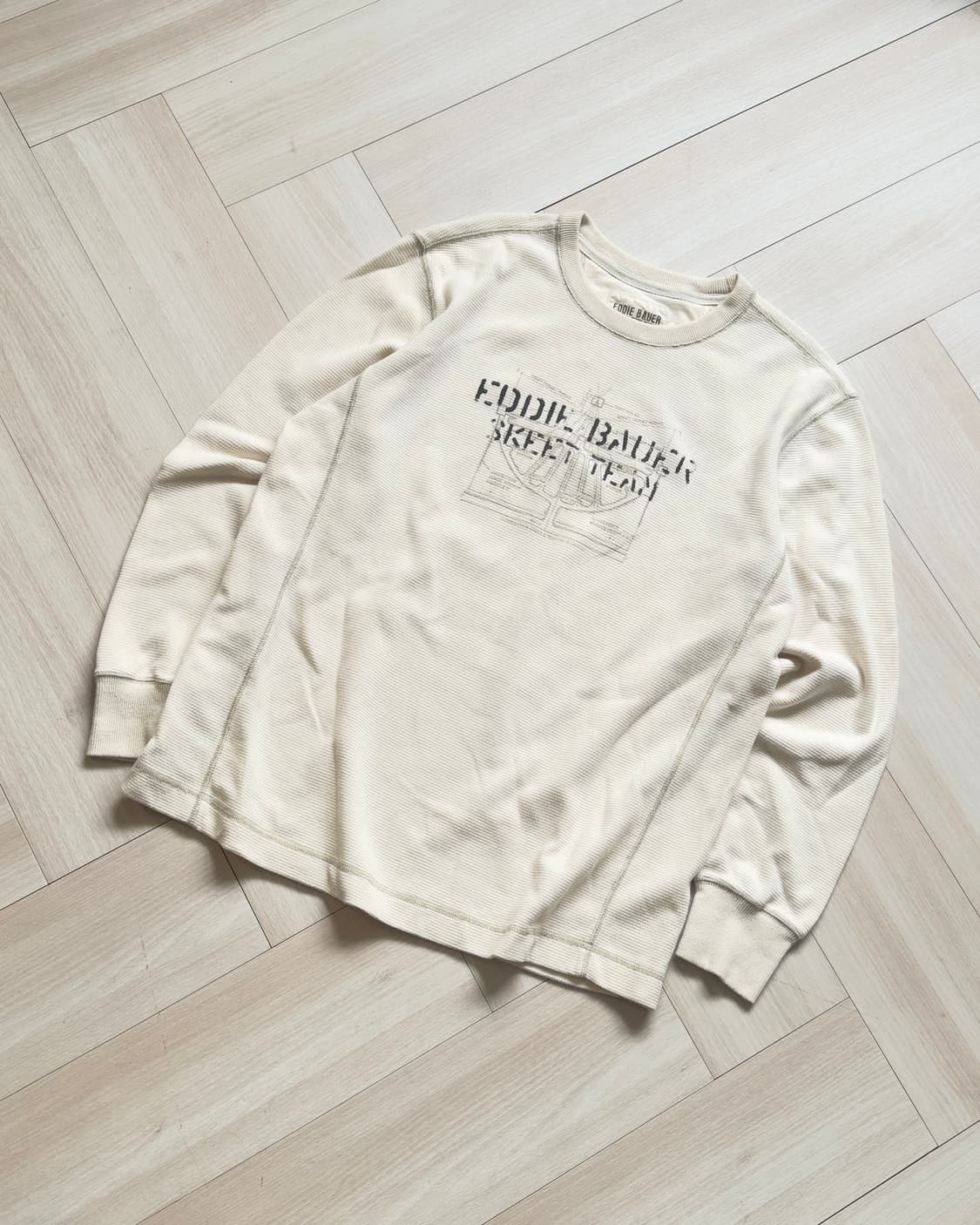 [EDDIE BAUER] waffle graphic long sleeve 상품이미지2