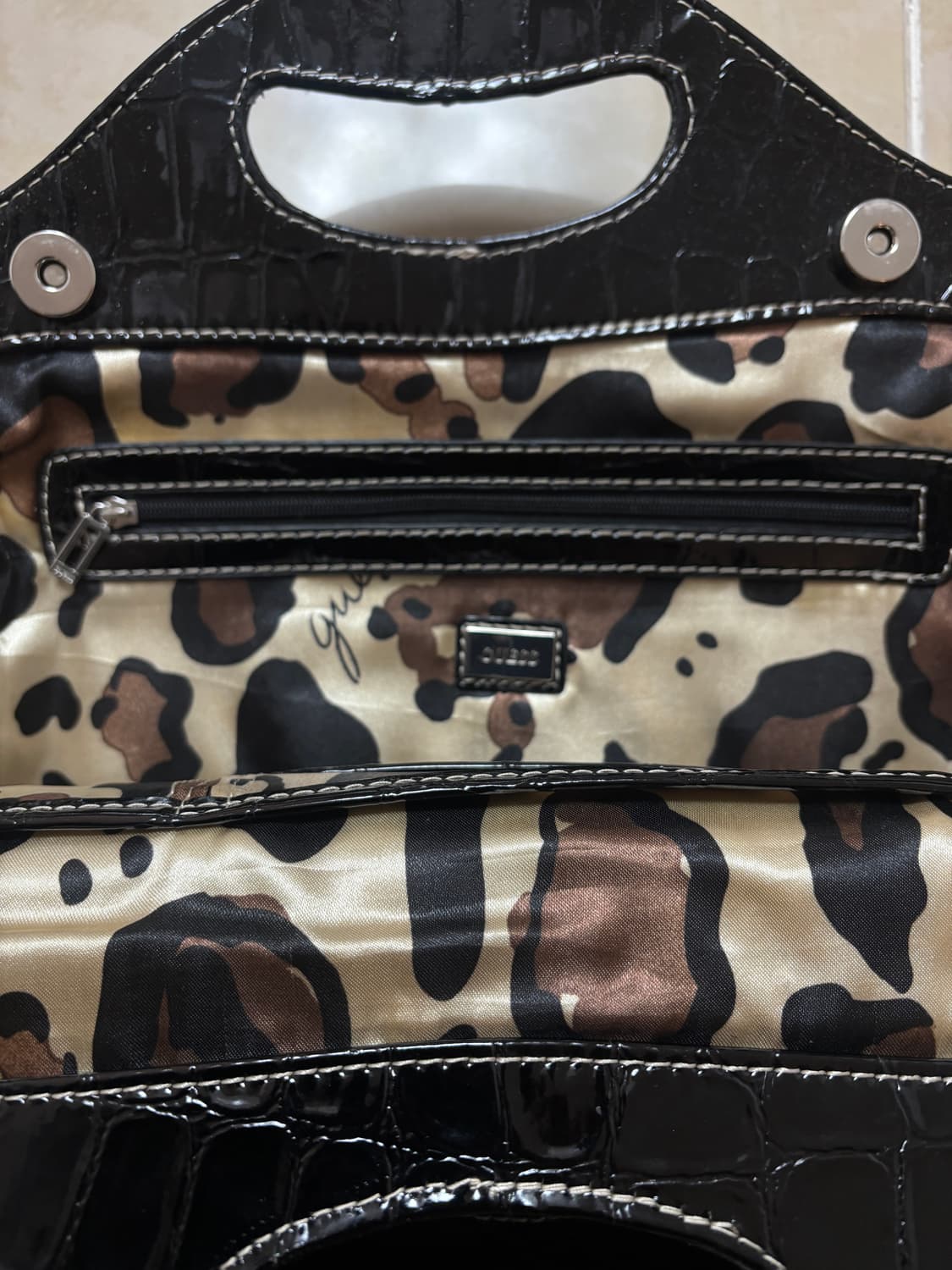 Guess 게스 가죽핸드백 상품이미지3