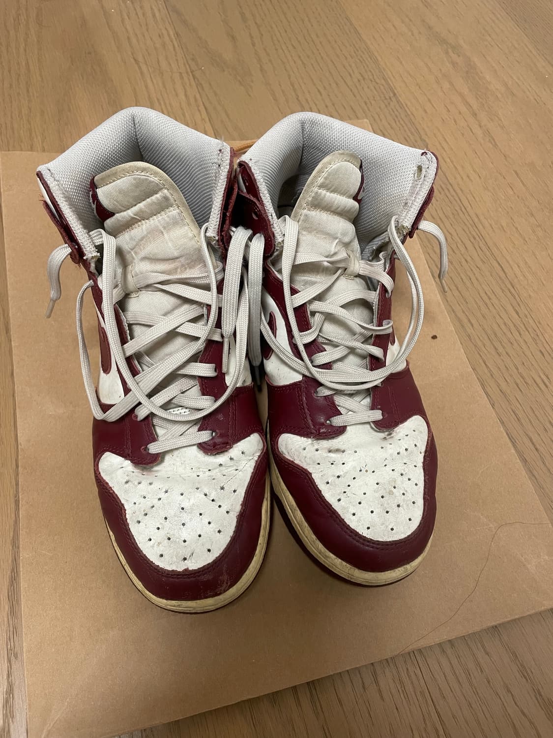 덩크 하이 팀레드 상품이미지1