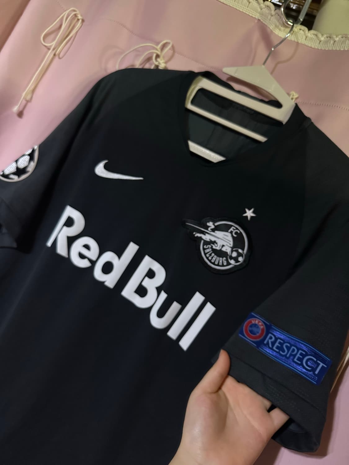 나이키 FC 레드불 잘츠부르크 블랙 유니폼 나이키반팔 나이키 19-20 상품이미지2