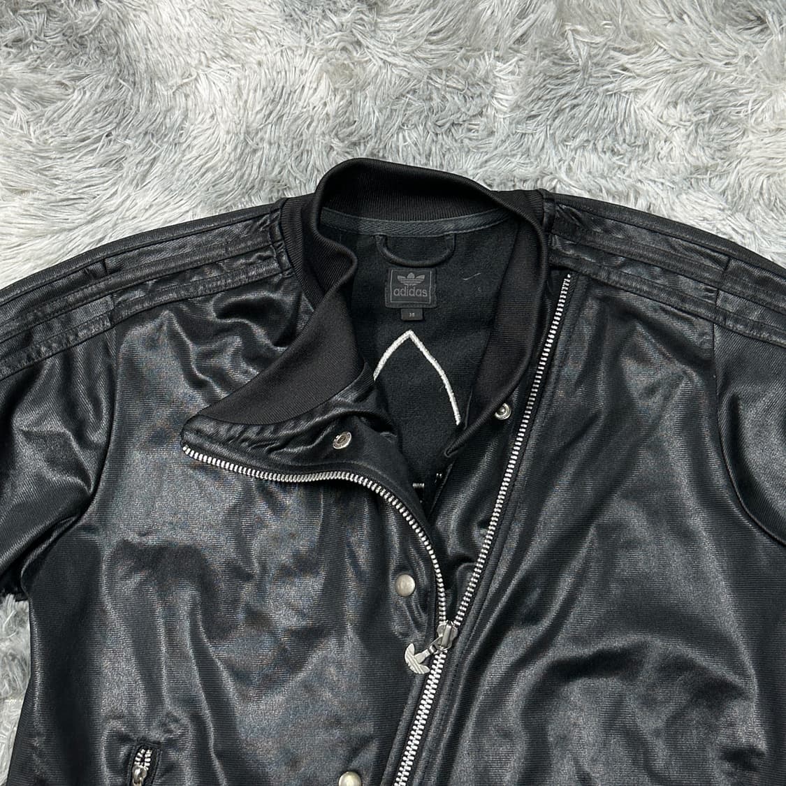 아디다스 00s 라이더 빅로고 트랙탑 반팔 상품이미지4